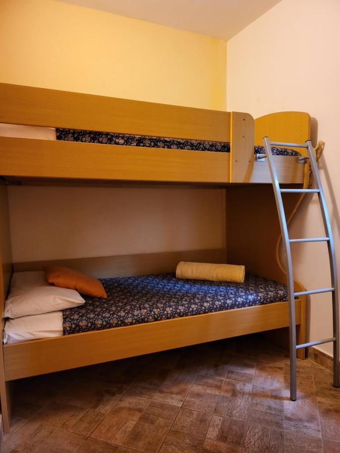 ApartmaniinПримоштен Экстерьер фото